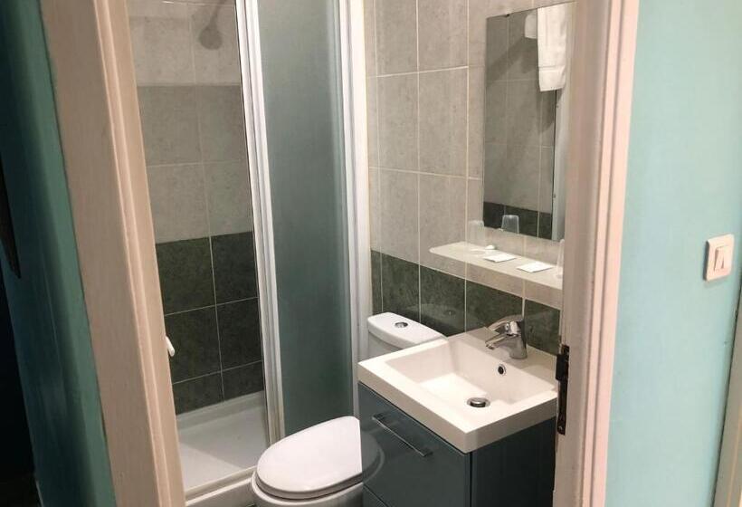 חדר סטנדרט, Hôtel Le Derby