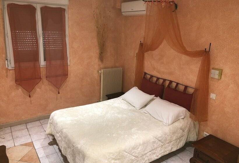 חדר סטנדרט, Hôtel Le Derby