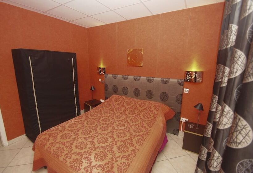 חדר סטנדרט, Hôtel Le Derby