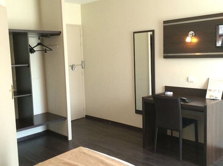 חדר סטנדרט, Hôtel Restaurant Le Calice Du Gevaudan   A75