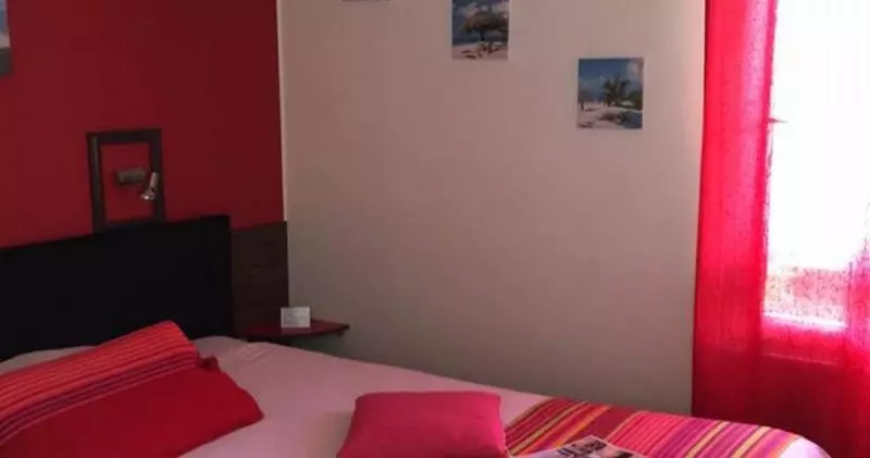 اتاق استاندارد, Kyriad Direct Saintes