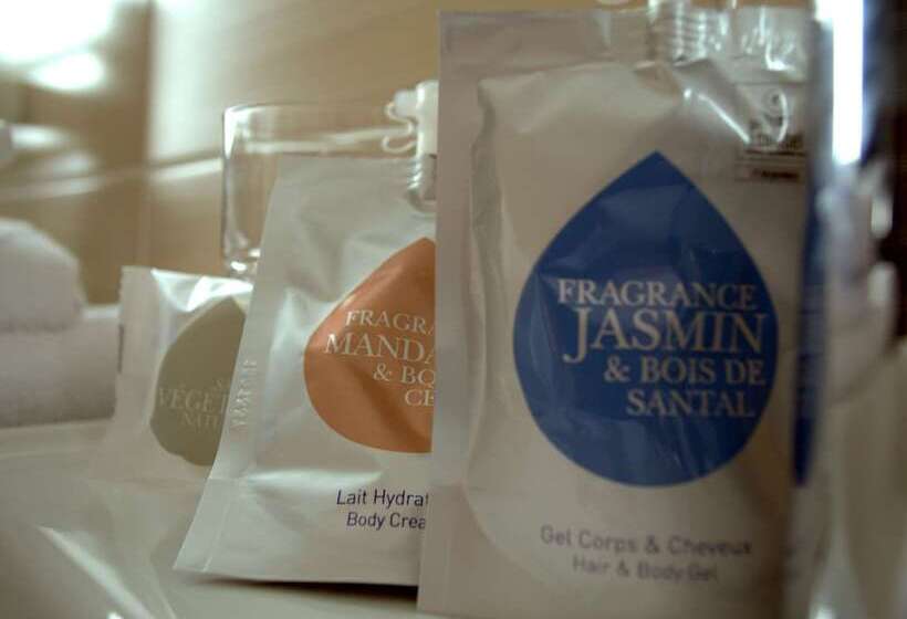 اتاق استاندارد با تخت دوبل, Kyriad Prestige Vannes Centre  Palais Des Arts