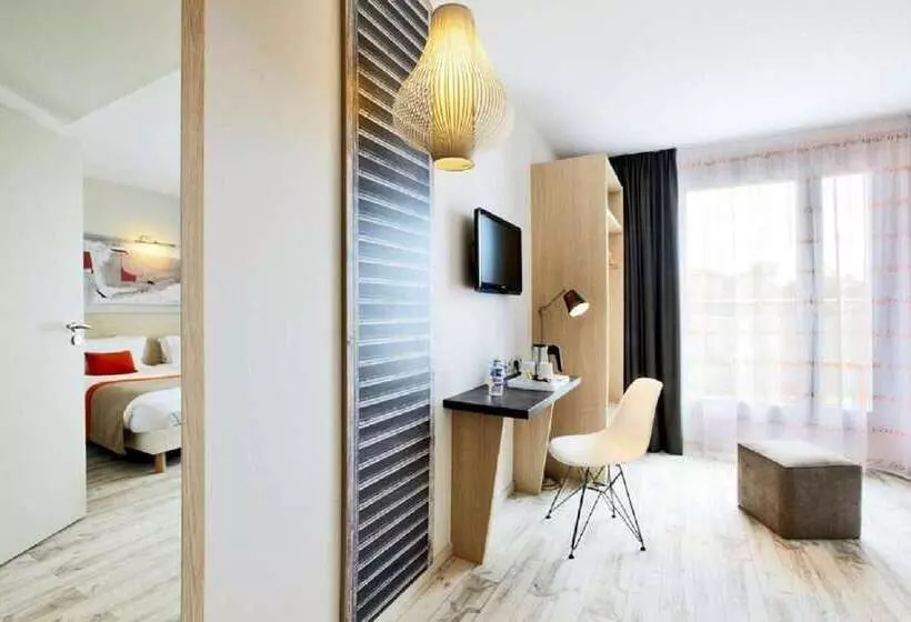 اتاق سوپریور, Kyriad Prestige Vannes Centre Palais Des Arts