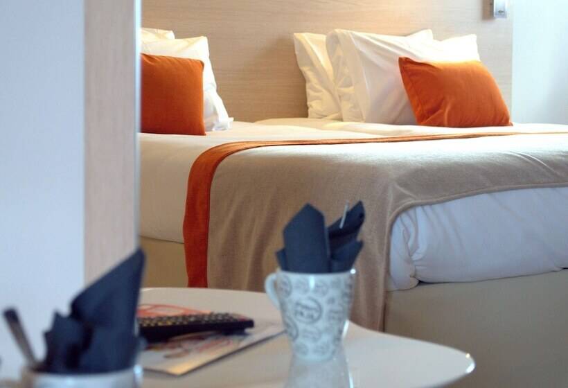 اتاق سوپریور, Kyriad Prestige Vannes Centre  Palais Des Arts