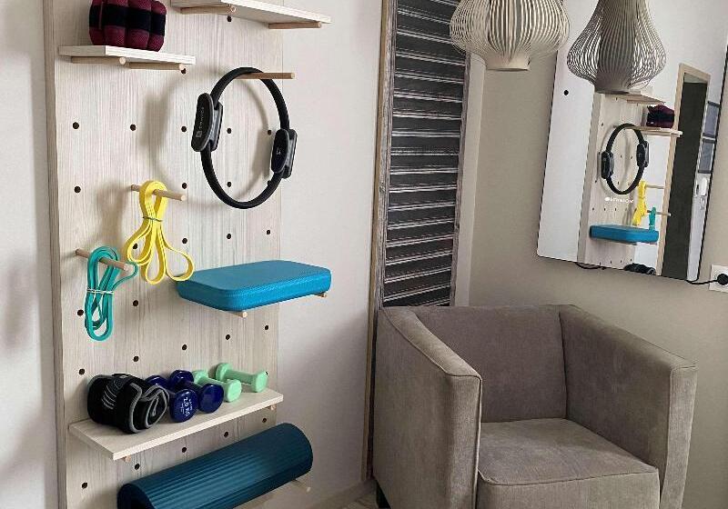 اتاق استاندارد با تخت دوبل, Kyriad Prestige Vannes Centre  Palais Des Arts