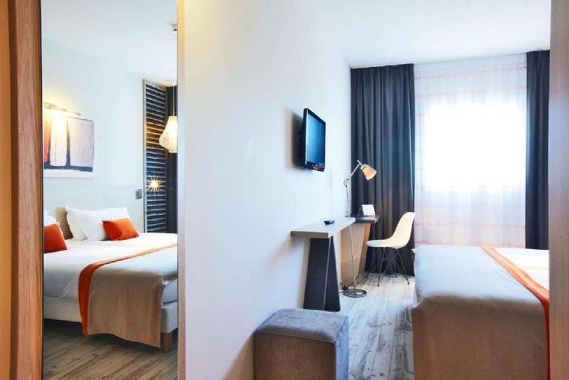 اتاق استاندارد با تخت دوبل, Kyriad Prestige Vannes Centre  Palais Des Arts