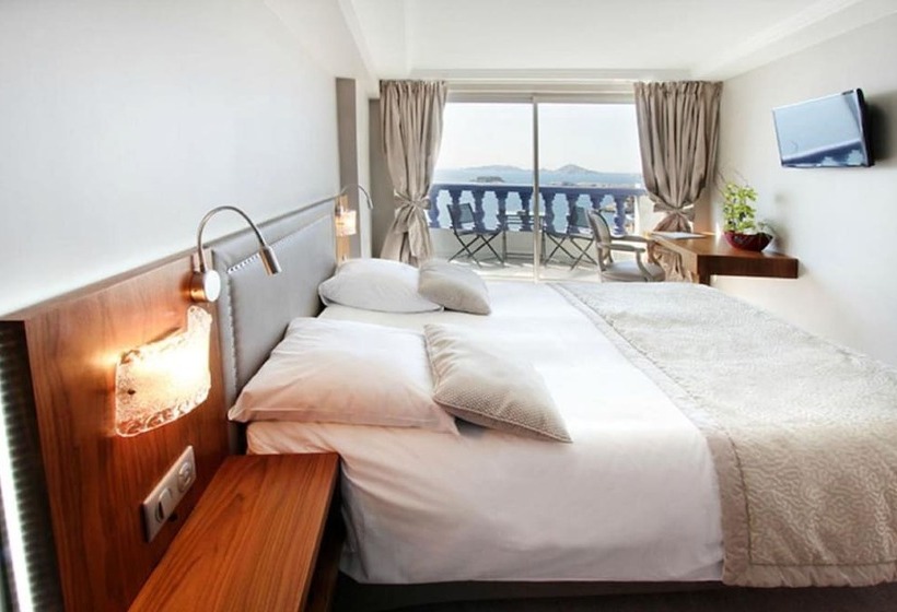 オーシャンビュースーペリアールーム, Le Rhul