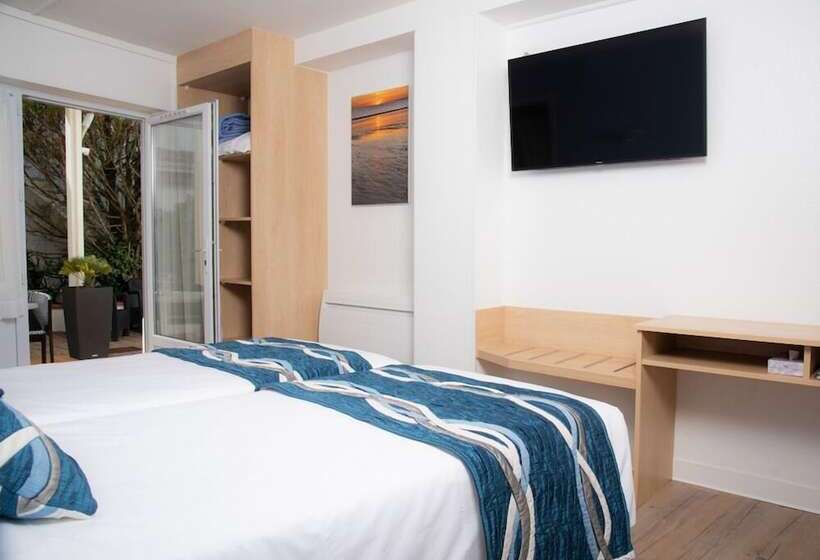 חדר סטנדרט לארבעה, Les Dunes