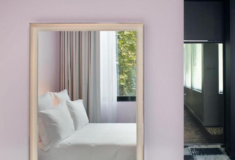 חדר בסיסי, Mama Shelter Bordeaux Centre