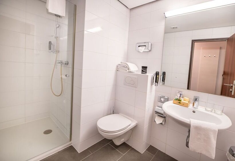 标准间, Marc Aurel