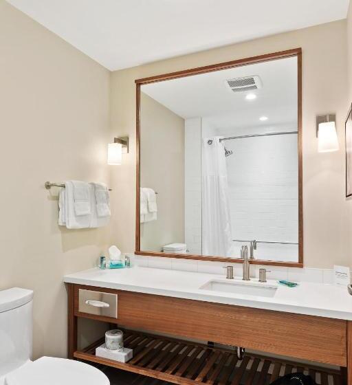 キングサイズベッドのスタンダードルーム, Mountain View Inn & Suites