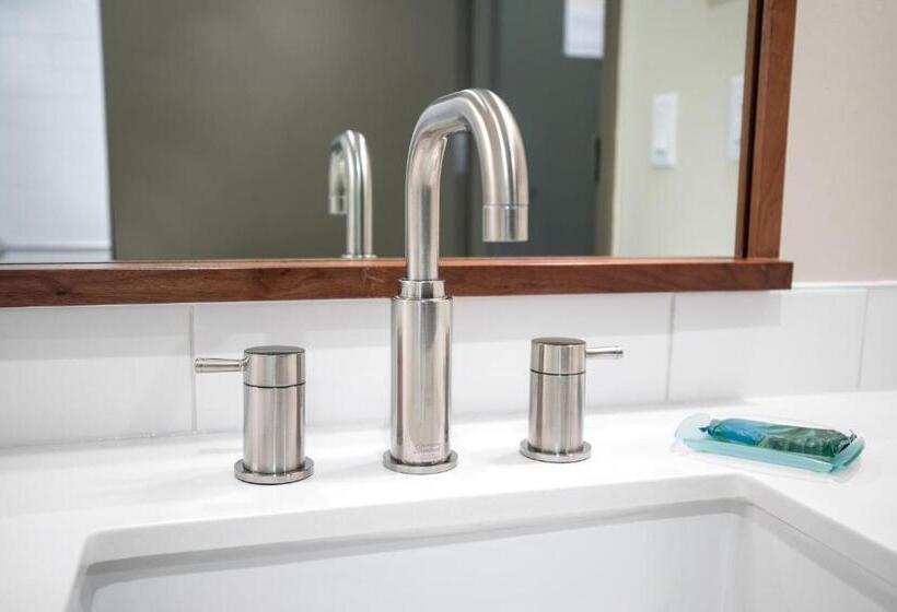 スイート, Mountain View Inn & Suites