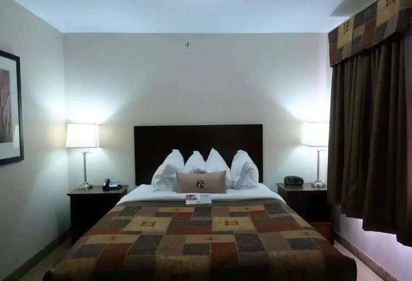 スイート, Ramada By Wyndham Weyburn
