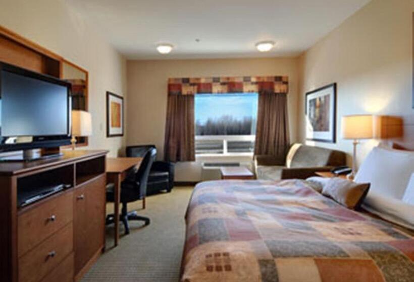 キングサイズベッドのスタンダードルーム, Ramada By Wyndham Weyburn