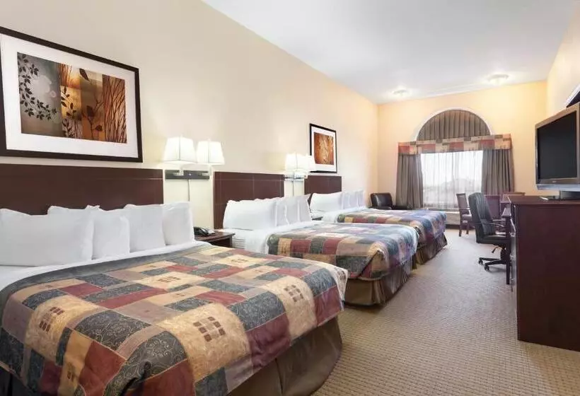 スタンダードルーム, Ramada By Wyndham Weyburn