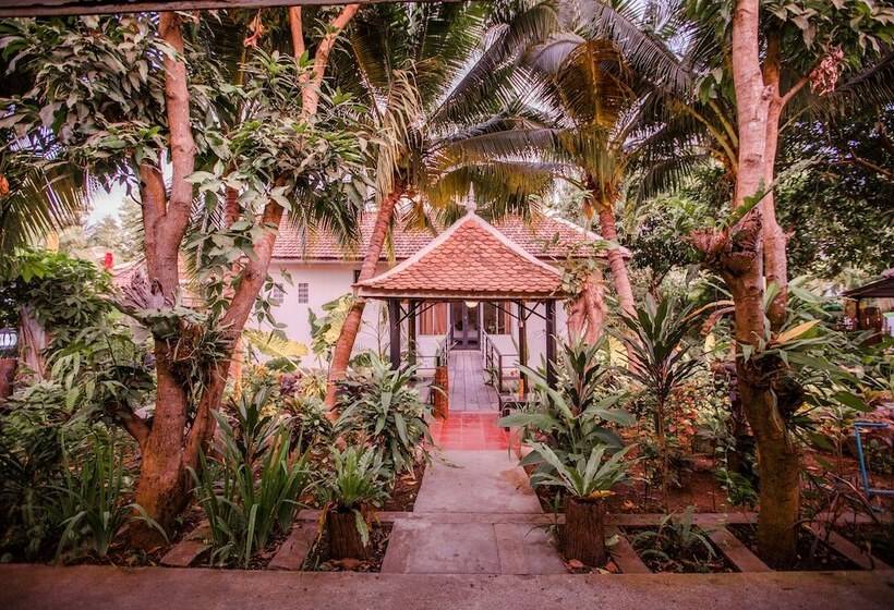 デラックスルーム, The Sanctuary Villa Battambang