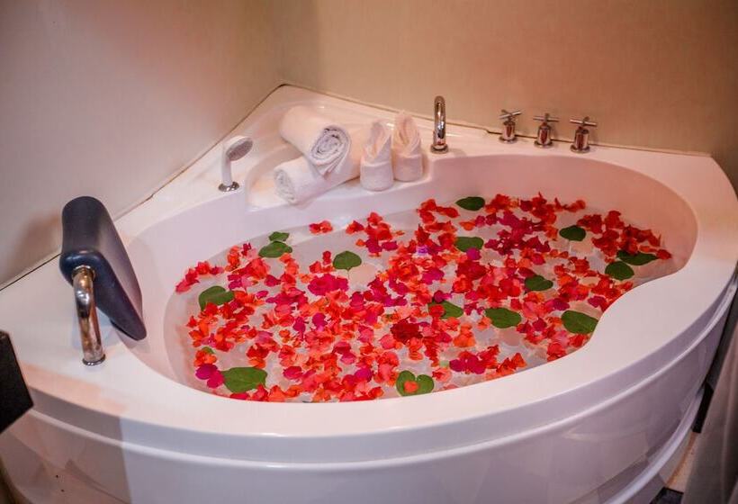 ファミリールーム, The Sanctuary Villa Battambang