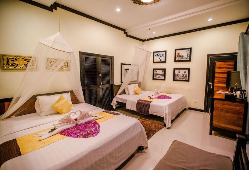 Семейный Номер, The Sanctuary Villa Battambang