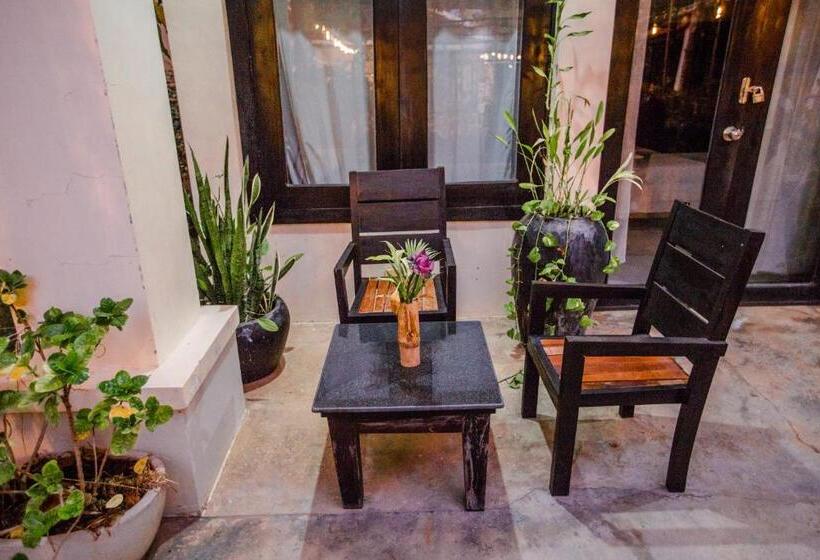Номер Deluxe, The Sanctuary Villa Battambang