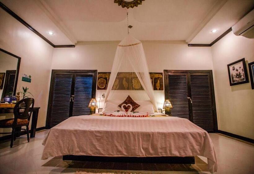 デラックスルーム, The Sanctuary Villa Battambang