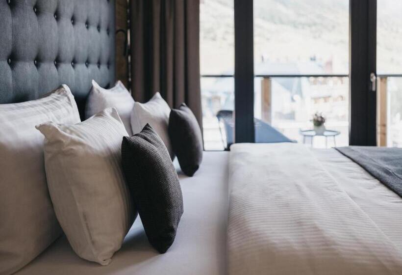 Люкс 2 Спальни, Vaya Galtür Paznaun