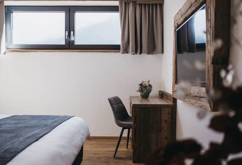 Номер Стандарт, Vaya Galtür Paznaun