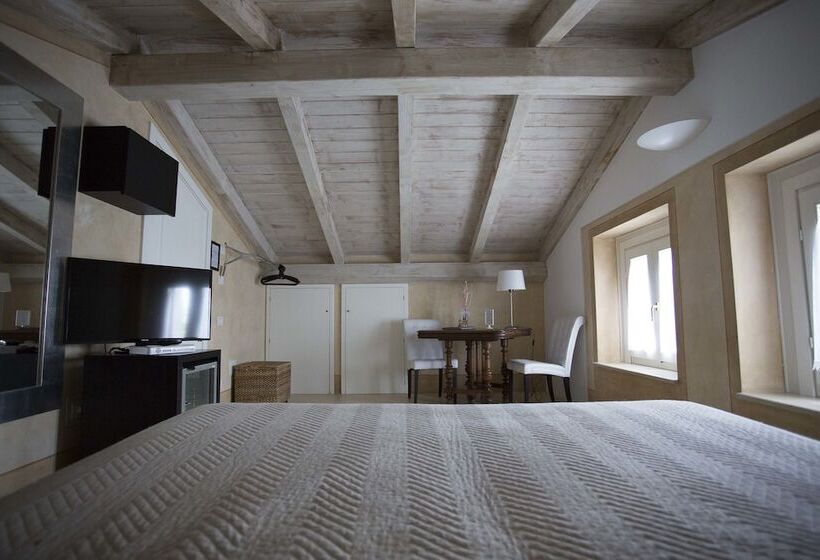 高级大房间, Casino Ridola