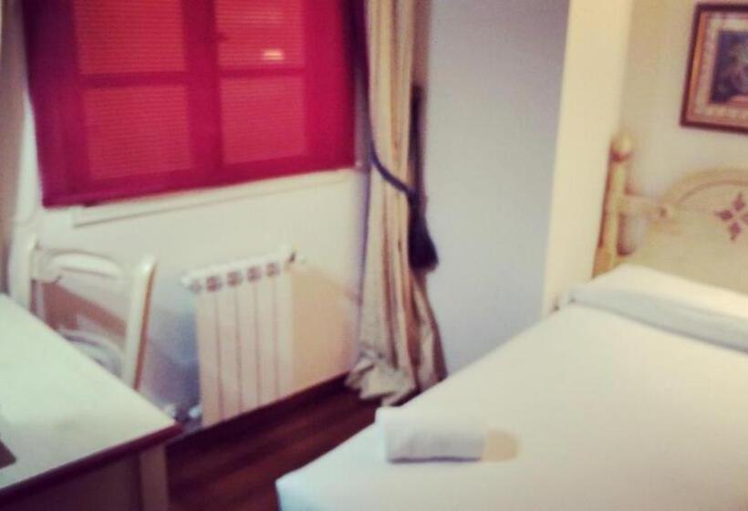 싱글 기본룸, Fonte De San Roque