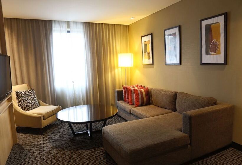 스위트, Hilton Garden Inn Tucuman