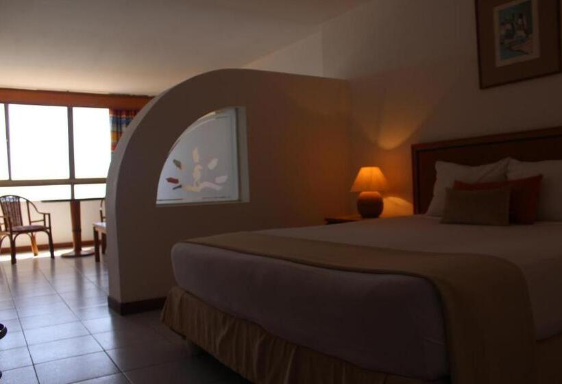 سوییت با چشم‌انداز دریا, Hippocampus Vacation Club