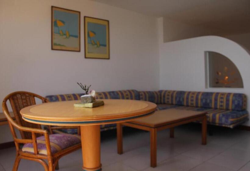 سوییت با چشم‌انداز دریا, Hippocampus Vacation Club