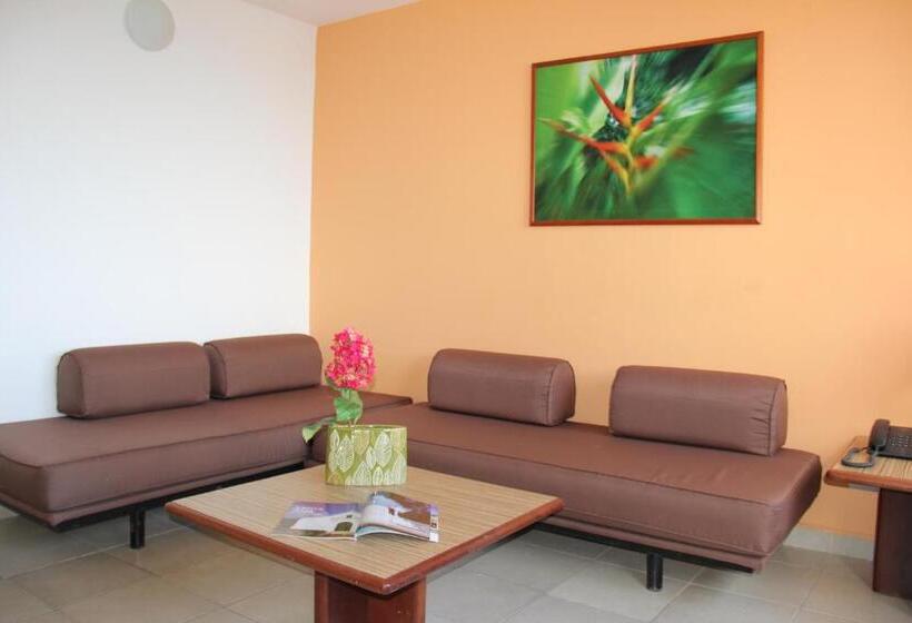 اتاق استاندارد یک نفره با چشم‌انداز دریا, Hippocampus Vacation Club