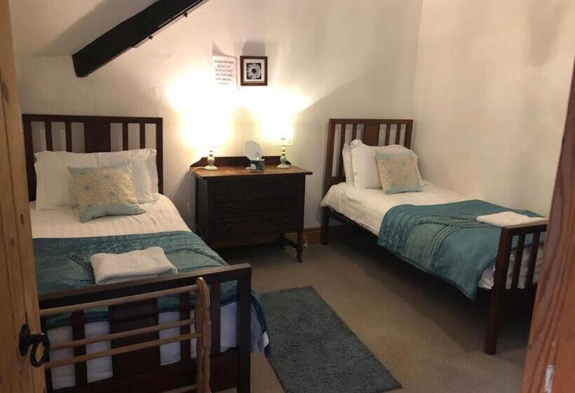 Apartament Familiar, Irton Hall