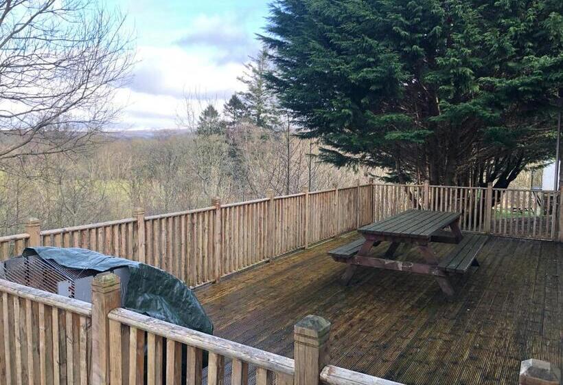 5 Bedroom Apartment, Irton Hall