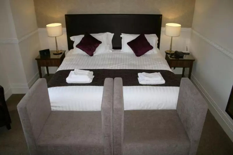 Executive-huone, Irton Hall