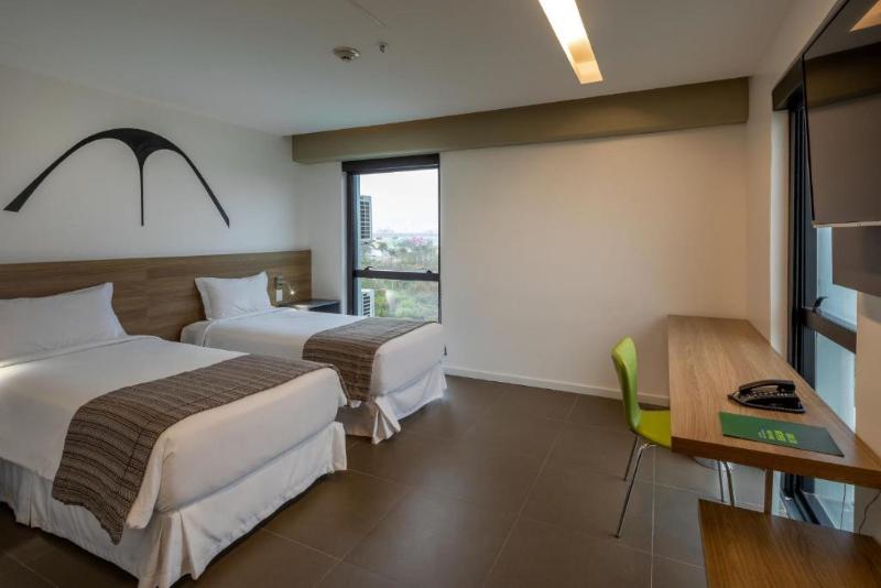 Chambre Supérieure, Linx Galeao