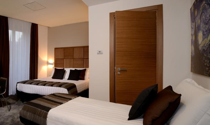 Chambre Supérieure, Linx Galeao