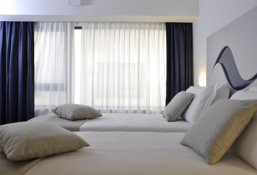 חדר סופריור, Poseidon