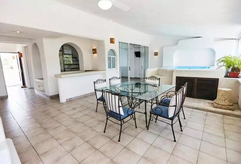 ３ベッドルームアパートメント, Suites Ixtapa Plaza