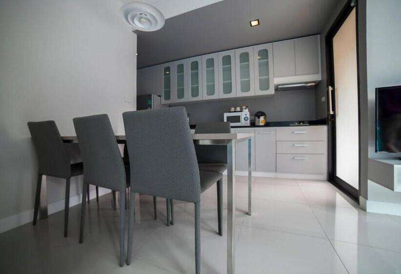 Suite Familiale, Isanook Bangkok