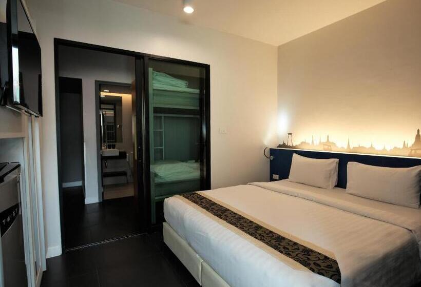 Chambre Quadruple Standard, Isanook Bangkok