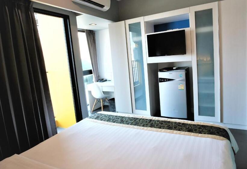 Chambre Quadruple Standard, Isanook Bangkok