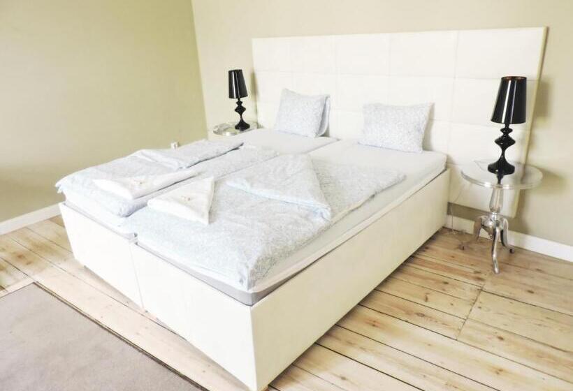 سوییت, Kamienica Bankowa Residence