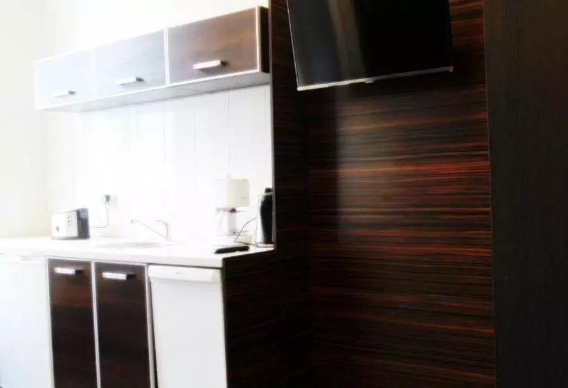 スーペリアスタジオ, Kamienica Bankowa Residence
