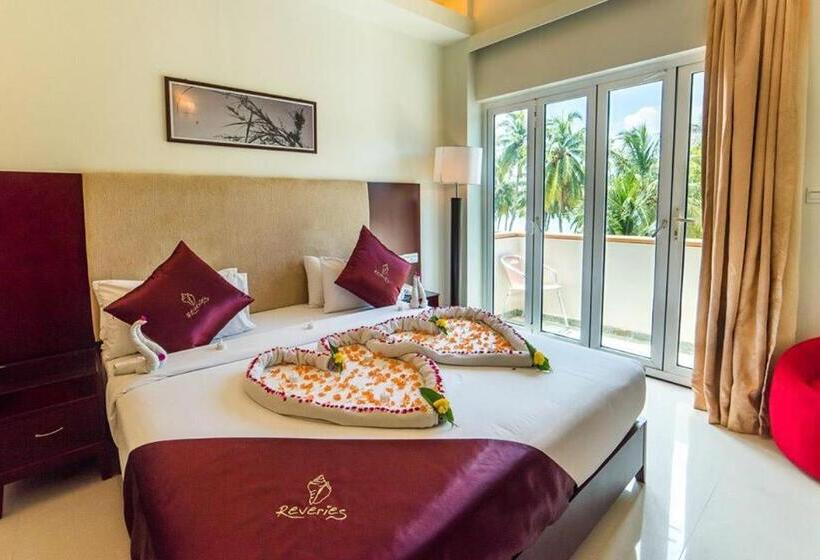 ویلای استاندارد 3 خوابه, Reveries Maldives