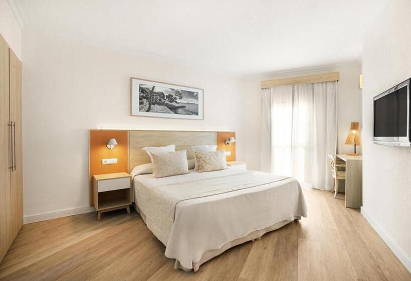 Королевские апартаменты с 1 спальней, Viva Cala Mesquida Resort & Spa