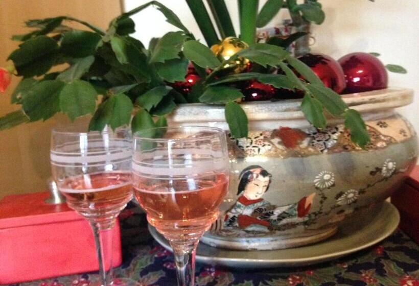 سوییت با چشمانداز باغ, B&b Matin Tranquille