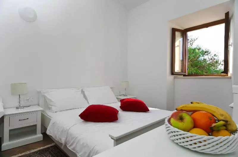 スタンダードスタジオ, Apartments Villa Riva