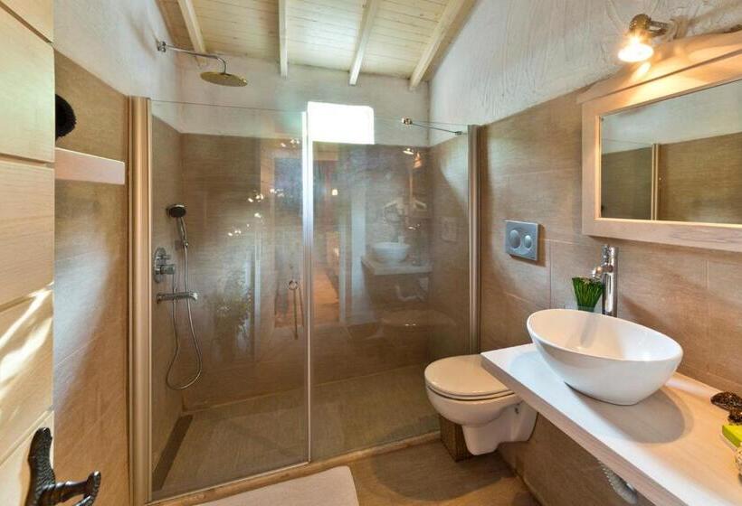 Номер Стандарт, Nautical