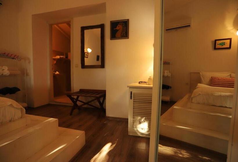 Номер Стандарт, Nautical